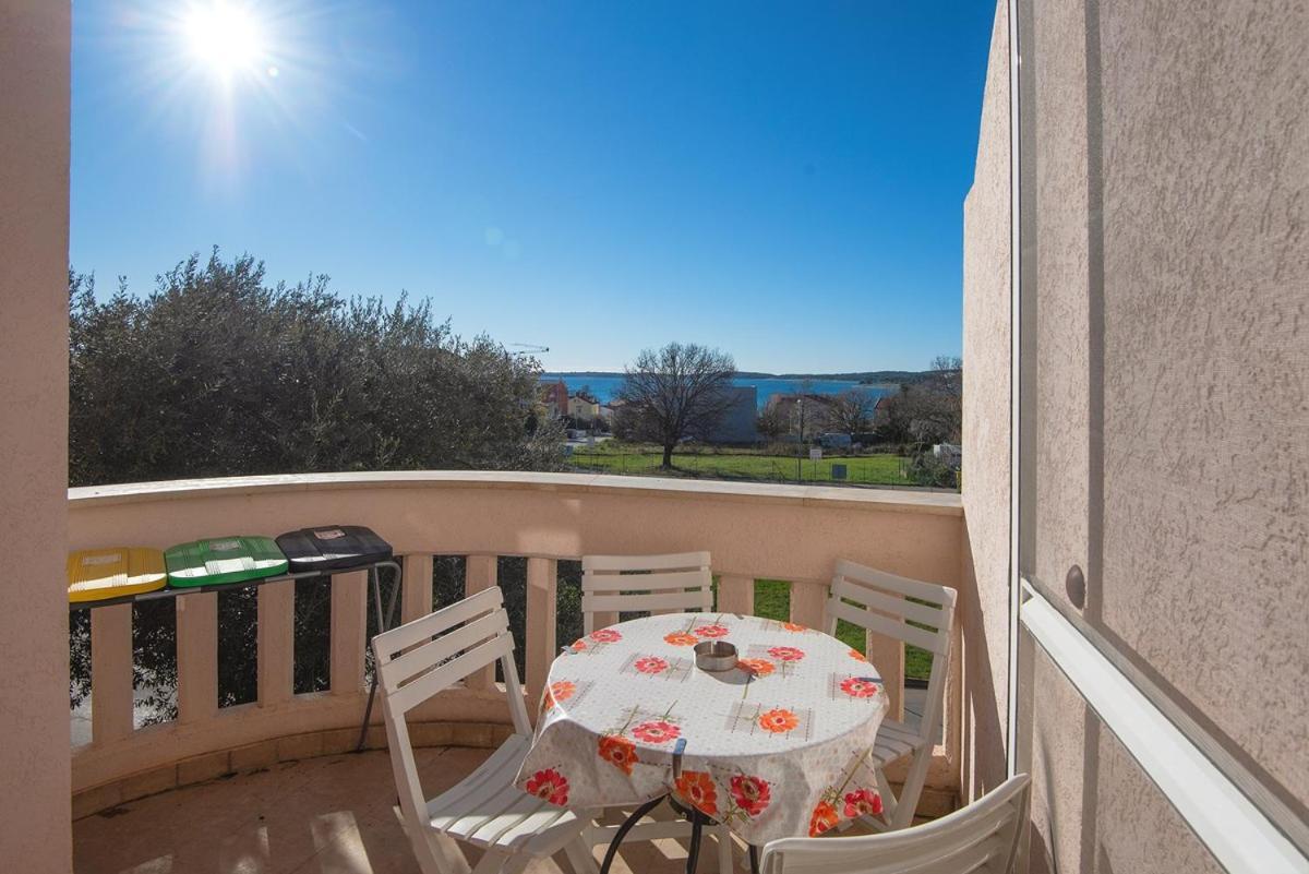 Apartment Stela Медулин Екстериор снимка